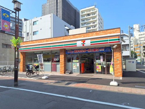 コンビニ　セブン-イレブン北区田端３丁目店（コンビニ）まで456m