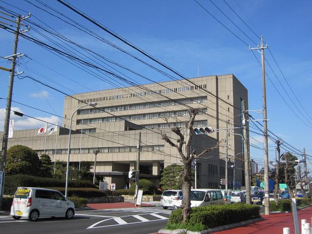 役所　津市役所（役所）まで640m