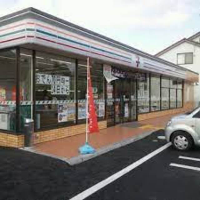コンビニ　セブンイレブン勧修寺西栗栖野町店（コンビニ）まで346m