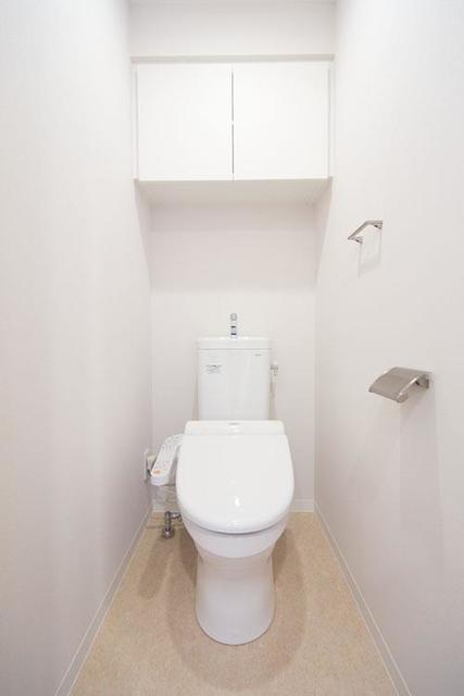 トイレ　※写真は同タイプ住戸です。