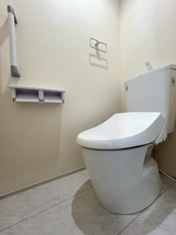 トイレ　清潔感のあるトイレです