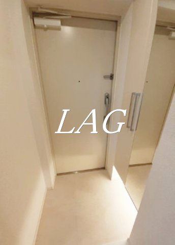 玄関　玄関です。