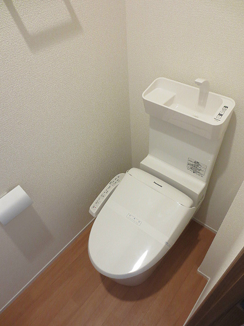 トイレ　前回募集時の写真です。現況優先となります。