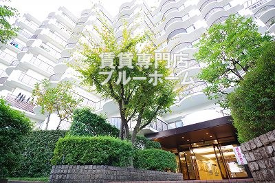 建物外観　9階建ての鉄骨鉄筋コンクリート造のマンションです！