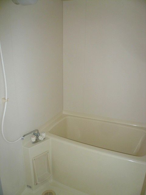 バス・シャワールーム　日々の暮らしに欠かせないお風呂です