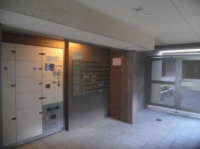 ロビー　弊社は都内全域の物件が仲介手数料最大無料でご紹介可能です！