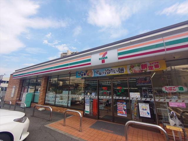 コンビニ　セブン－イレブン豊田市小川町店（コンビニ）まで3038m