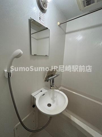洗面設備　使いやすい洗面所です