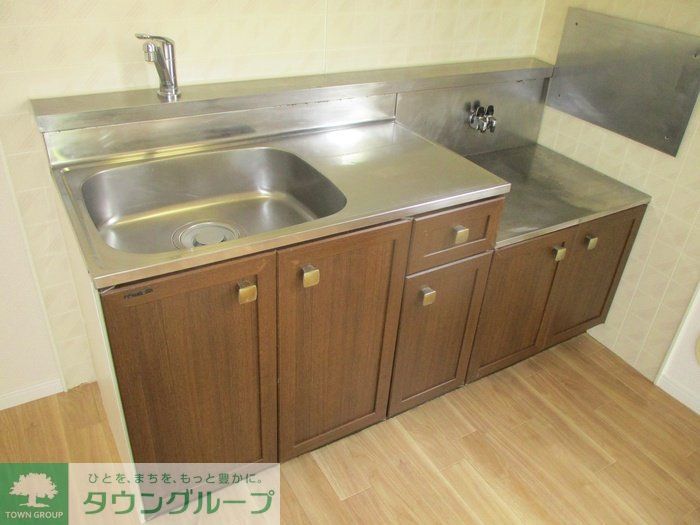 キッチン　お問合せはタウンハウジングまで！※現地待合わせ相談可能