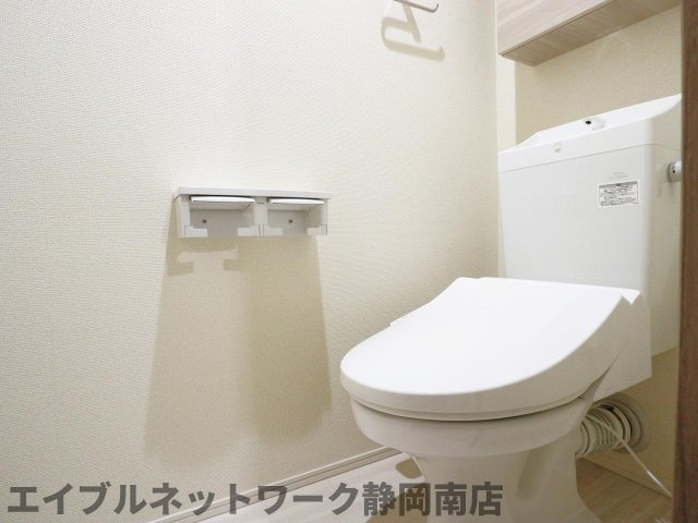 トイレ　シンプルで使いやすいトイレです