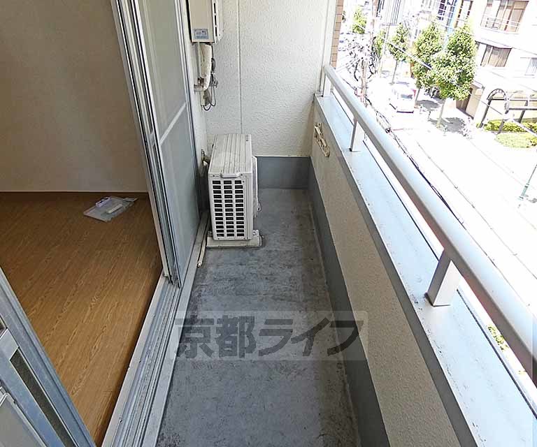バルコニー　バルコニです