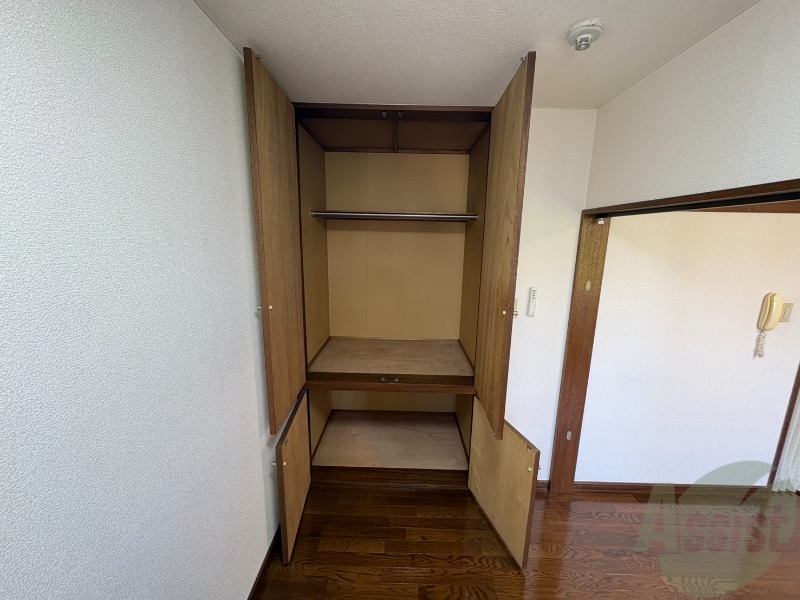 収納　こちらは収納です。物をしまう事ができますね！