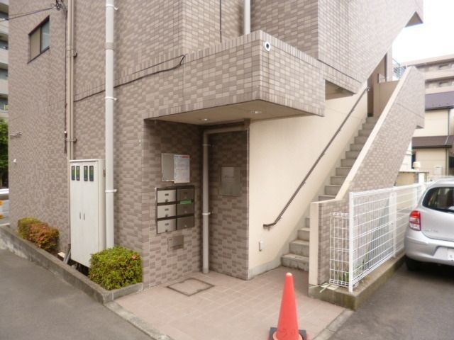 エントランス　☆駅まで平坦で歩けます☆