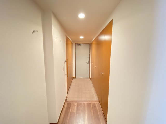 玄関　＊別部屋参照