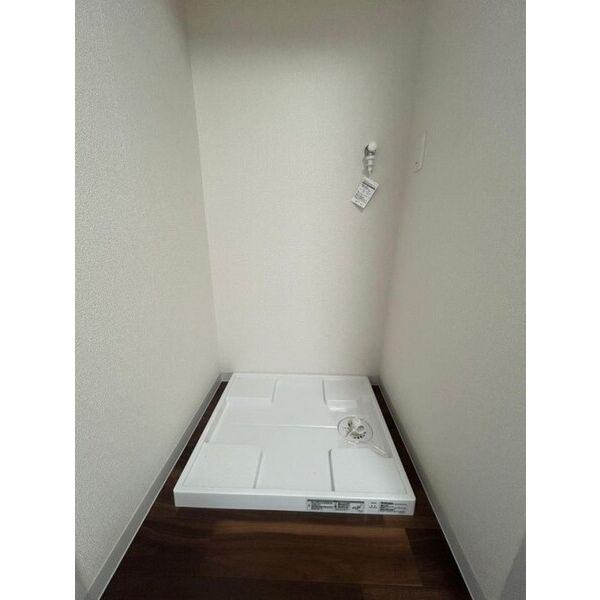 その他設備　床フローリング