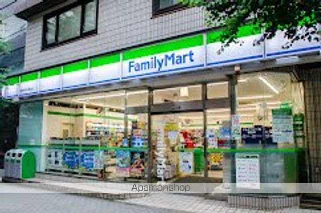 その他　【コンビニエンスストア】ファミリーマート　紀尾井町三番地店（その他）まで67m
