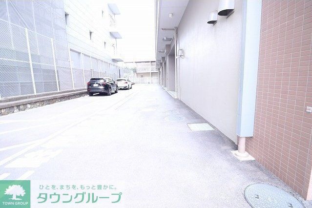 駐車場　駐車場