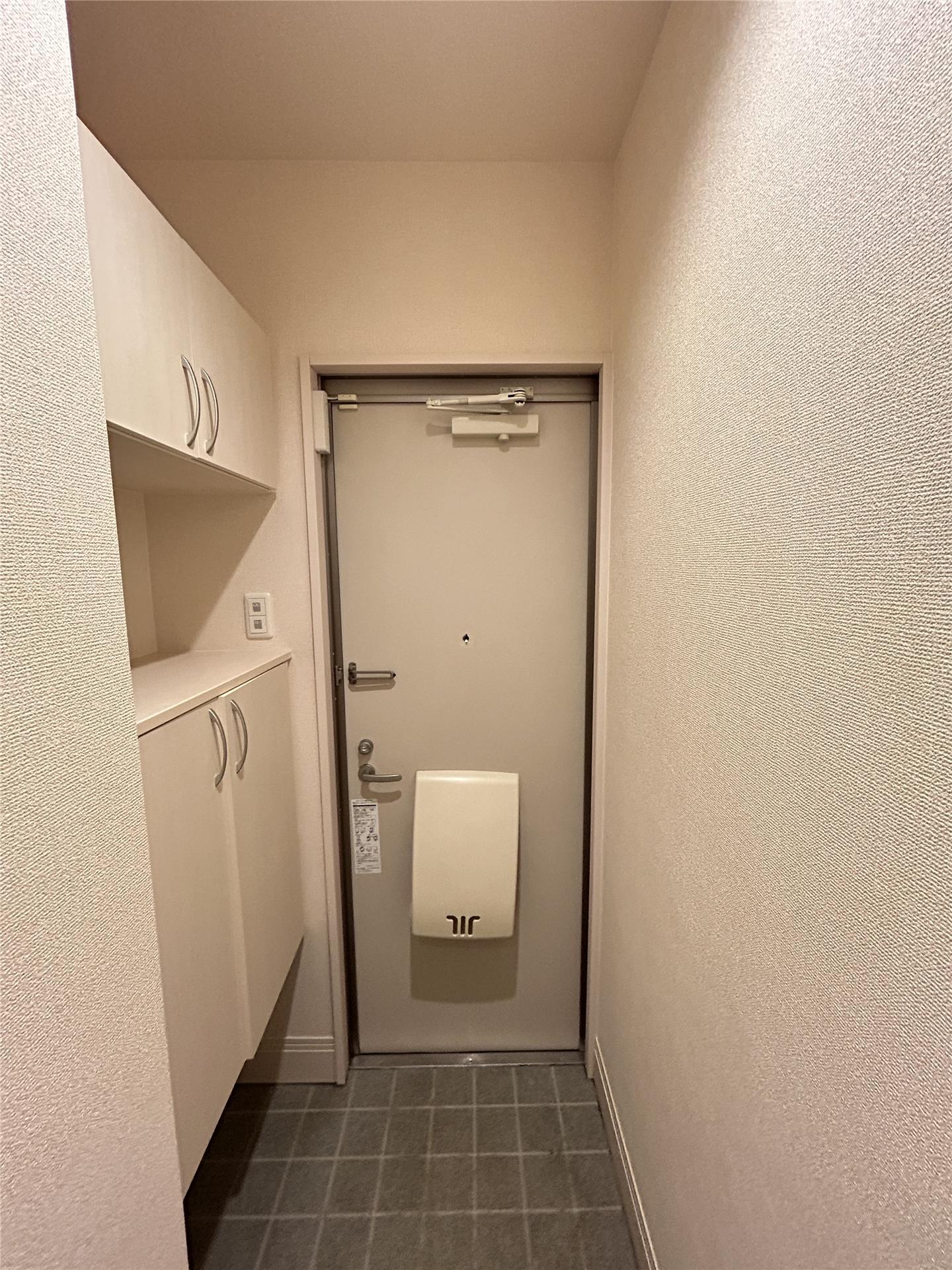 玄関　玄関