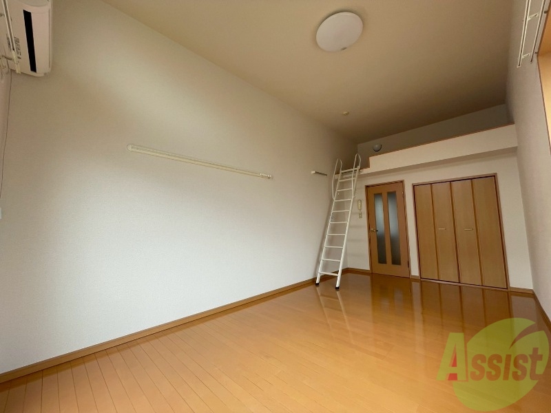 その他部屋・スペース　こちらは洋室の別角度のお写真になります。