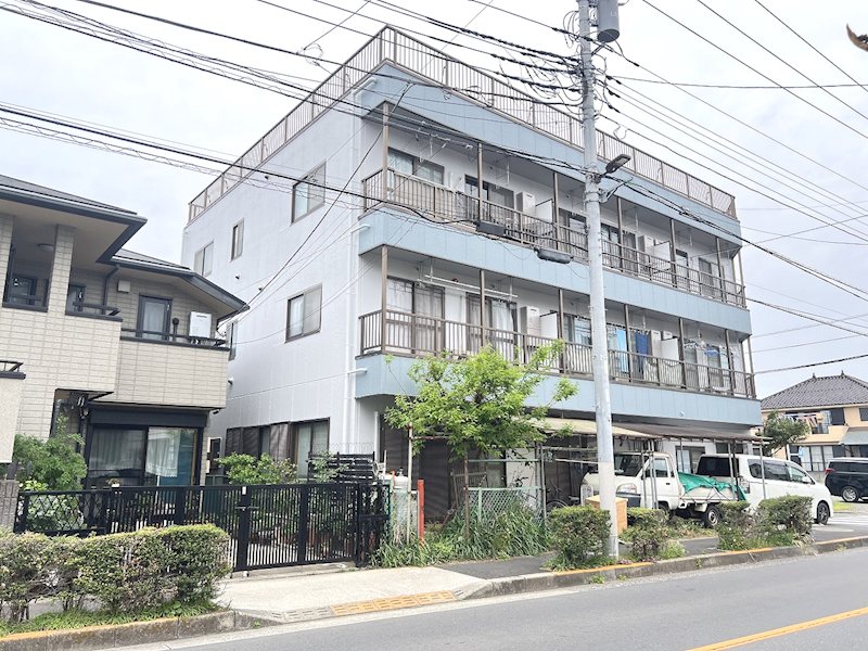 建物外観　舎人駅徒歩７分