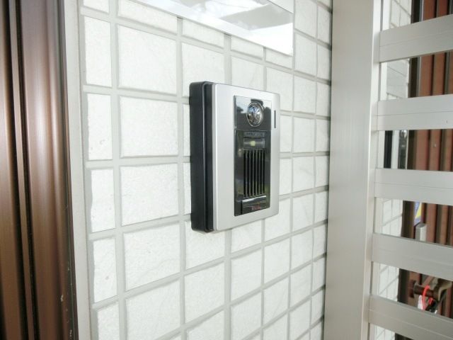 その他設備　訪問者の分かるモニターホン。