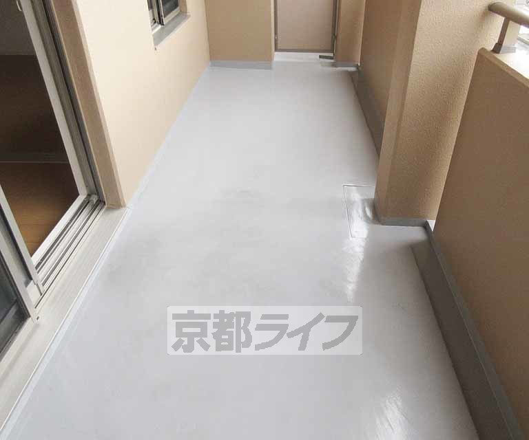 バルコニー　ひろびろとしたバルコニー・