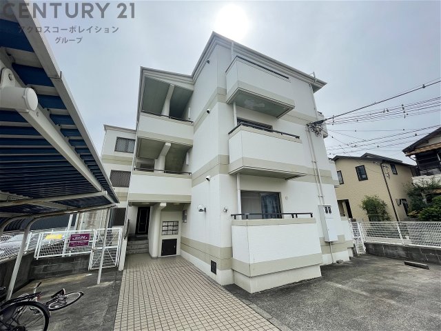 建物外観　カメラ付きインターホンついてます♪