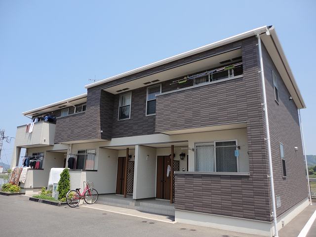 建物外観　他の不動産屋さんのネット掲載物件も全てご紹介可能です。