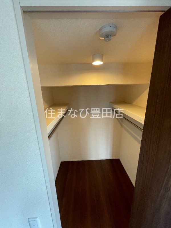 収納　同型タイプ