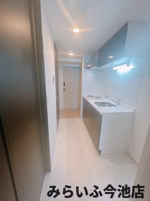 その他部屋・スペース　廊下（他部屋の写真使用のため現物と相違）