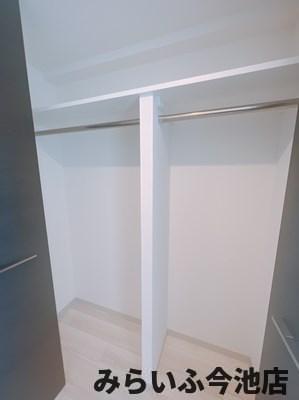 収納　クローゼット（他部屋の写真使用のため現物と相違）