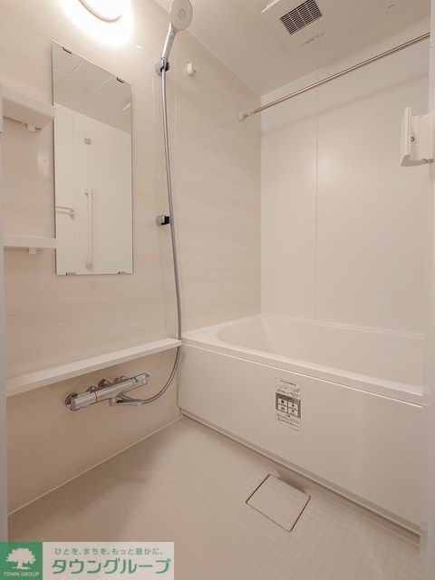 バス・シャワールーム　※写真は同タイプ住戸です。