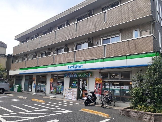 コンビニ　ファミリーマート 豊玉北六丁目店（コンビニ）まで565m