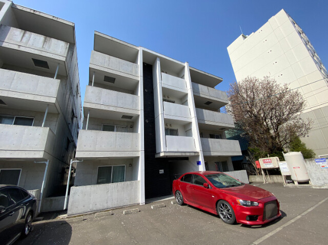 建物外観　札幌市中央区北６条西「Ｍａｎｙ’ｓＣｏｕｒｔＮ６」