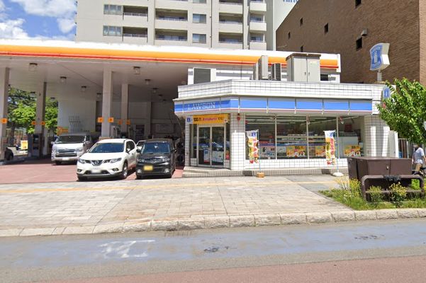 コンビニ　ローソン札幌北1条店（コンビニ）まで169m