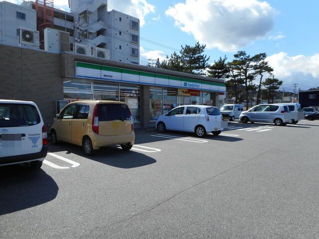 コンビニ　ファミリーマート 岡崎本宿店（コンビニ）まで650m