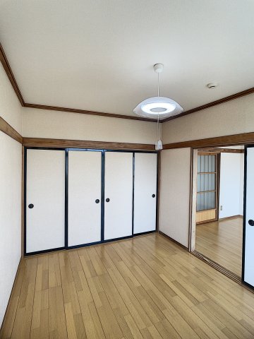 ジュネス蛇田駅前の内装写真