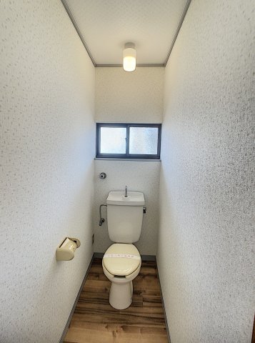 ジュネス蛇田駅前のトイレ写真