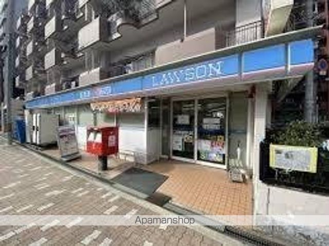 コンビニ　ローソン　新大阪東店（コンビニ）まで216m