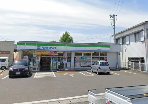 コンビニ　ファミリーマート徳島国府町店（コンビニ）まで1072m