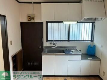 キッチン　★お部屋探しは株式会社タウンハウジング東京まで★