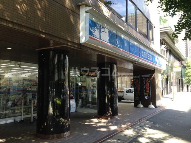 コンビニ　ローソン 博多駅東店（コンビニ）まで420m