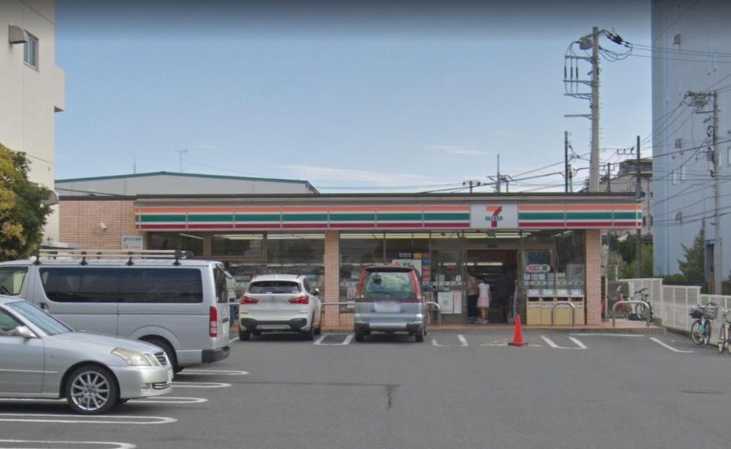 コンビニ　セブン‐イレブン/市川田尻1丁目店（コンビニ）まで1520m