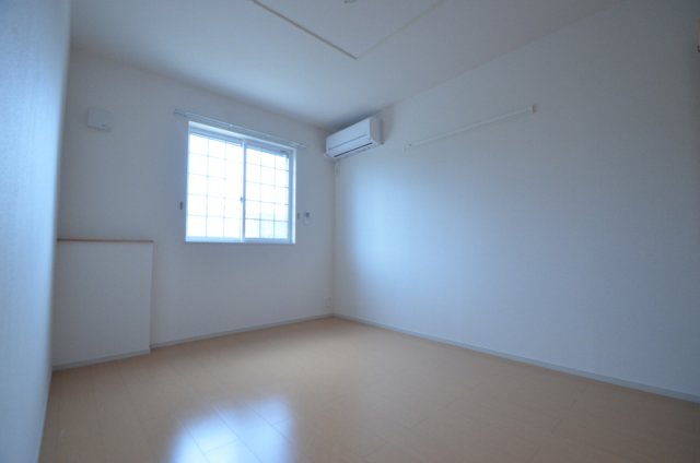 その他部屋・スペース　６帖の洋室です☆