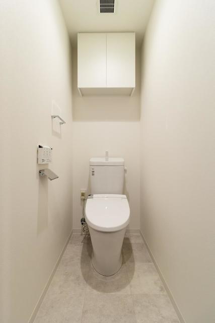 トイレ　※写真は同タイプ住戸です。