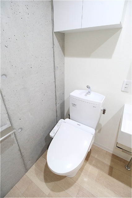 トイレ　※他部屋参考写真
