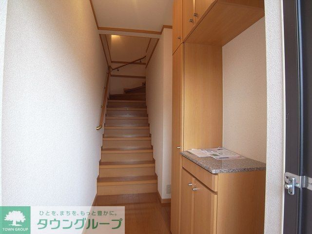 玄関　※別号室参考写真です
