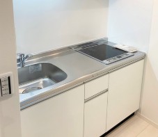 キッチン　★人気のIHで、掃除のしやすさ◎★