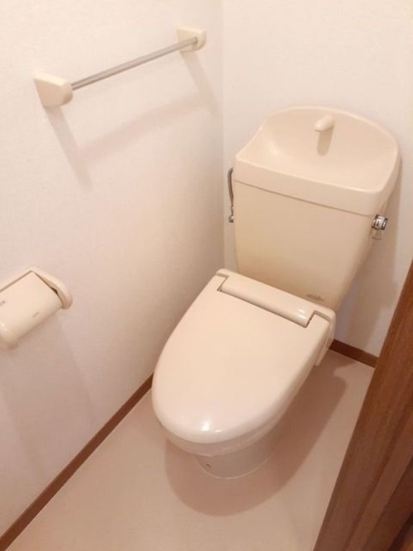 トイレ　図面と現状に相違がある場合には現状を優先
