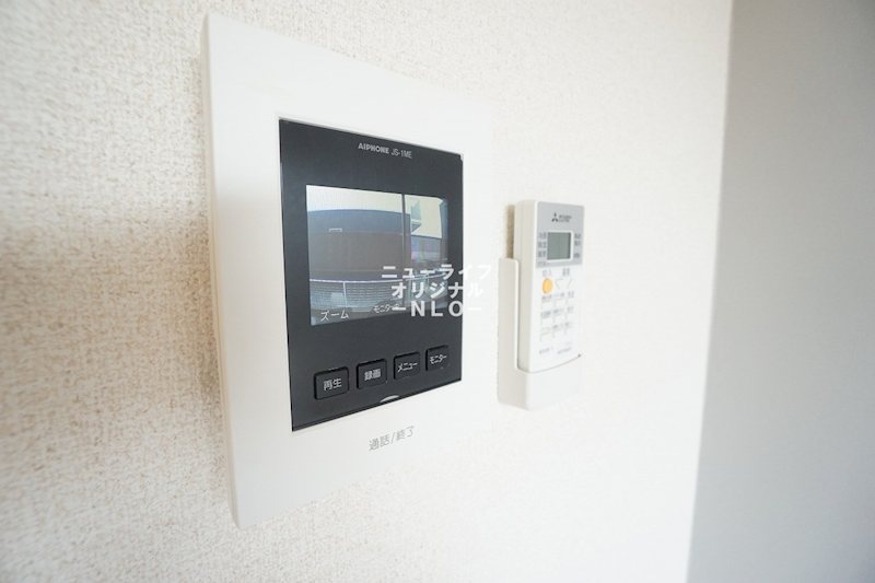 セキュリティ　室内から来訪者を確認できるTVモニターホン付きで安心です。